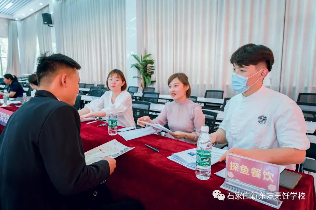 你知道為什么近年來(lái)要大力發(fā)展職業(yè)教育嗎？