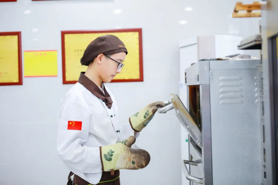 00后學什么技術(shù)好？汽修、廚師、計算機哪個好？129.png
