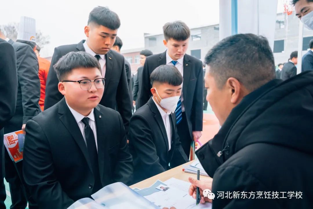 月入！這屆年輕人是怎么做到的？