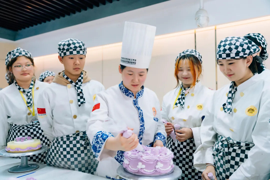 哪些人適合踏入西點烘焙的藝術(shù)殿堂？