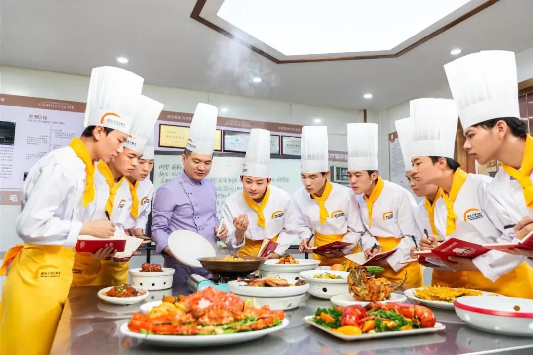 中餐專業(yè)：把握就業(yè)形勢，開啟多彩職業(yè)之旅