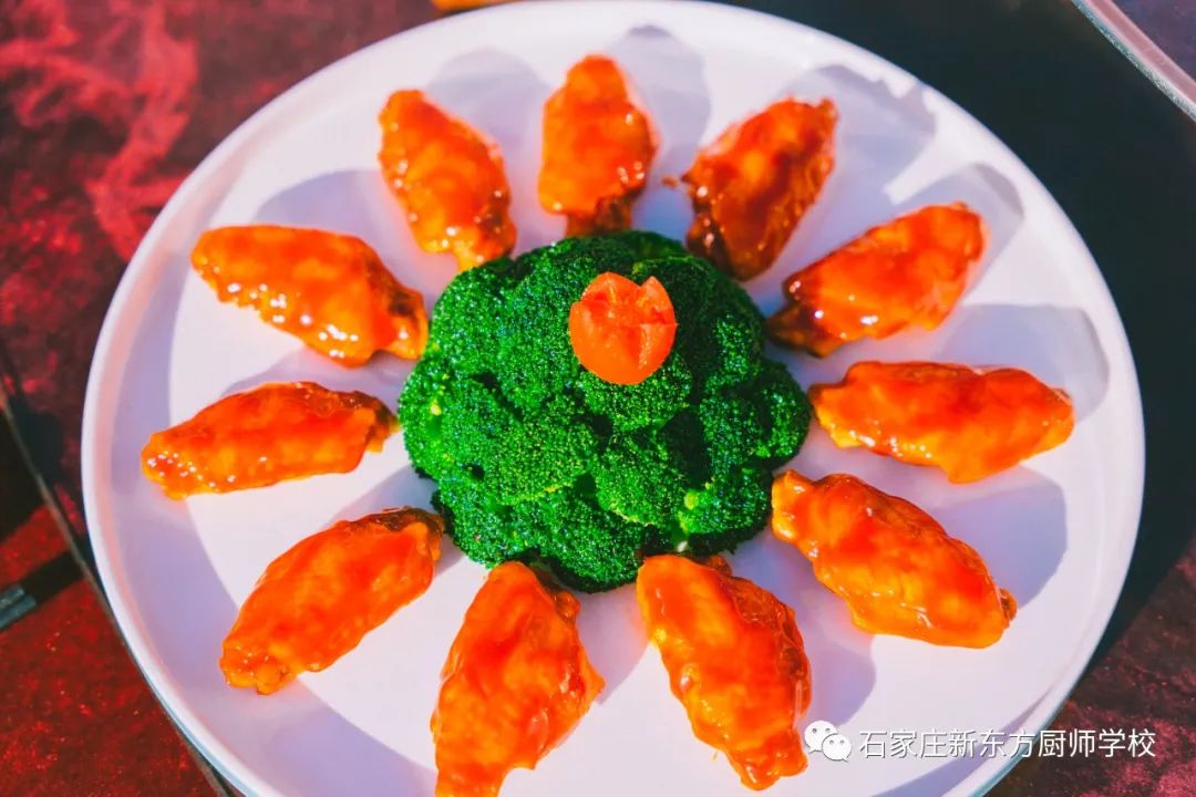 學廚師為什么要上烹飪學校