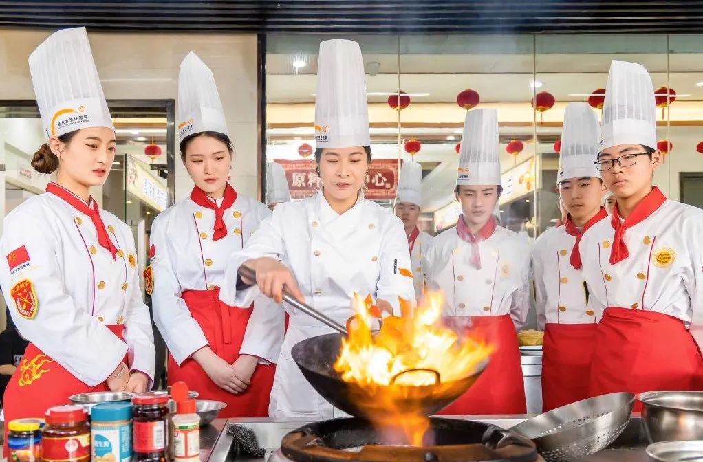 真材“食”料看得見！河北新東方烹飪技工學校實操教學，學真本事！