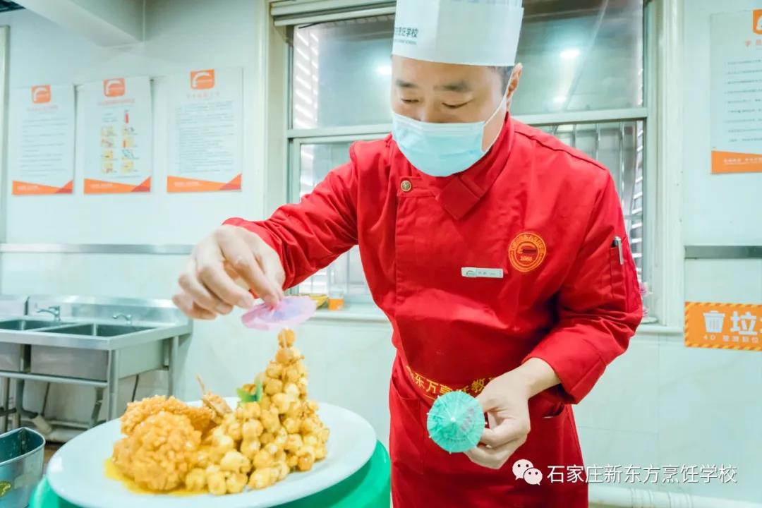 鑄技能之舟 揚發(fā)展之帆丨教師技能大比武看河北新東方師者風(fēng)范！(圖2)