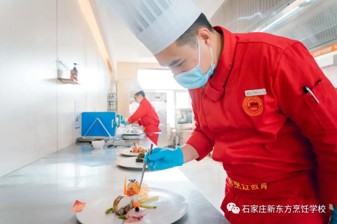 鑄技能之舟 揚發(fā)展之帆丨教師技能大比武看河北新東方師者風(fēng)范！(圖8)
